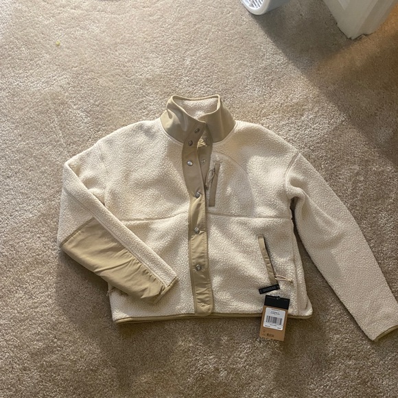 The North Face Womens Cragmont 1/4 Snap Fleece Pullover - Picture 8 of 9